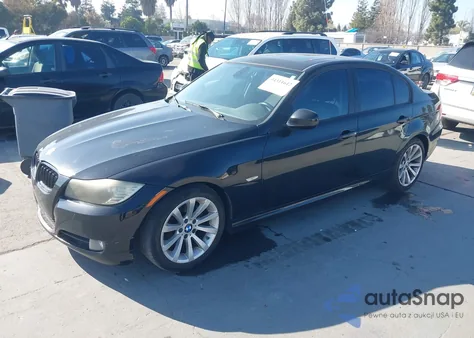 2011 BMW 328I z USA, uszkodzony, nr VIN WBAPH5G58BNM77056